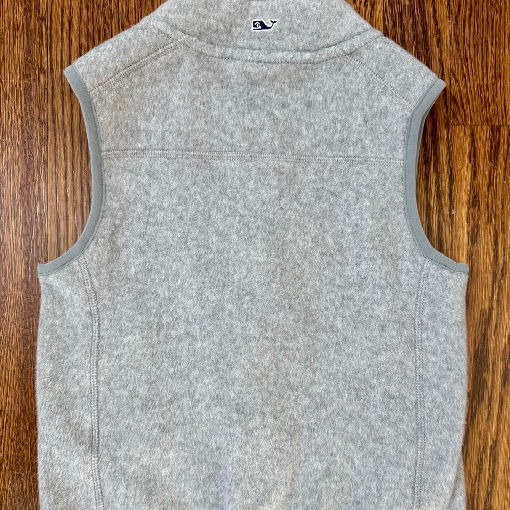 Boys vineyard vines Gray Vest size 5 - Picture 4 of 4